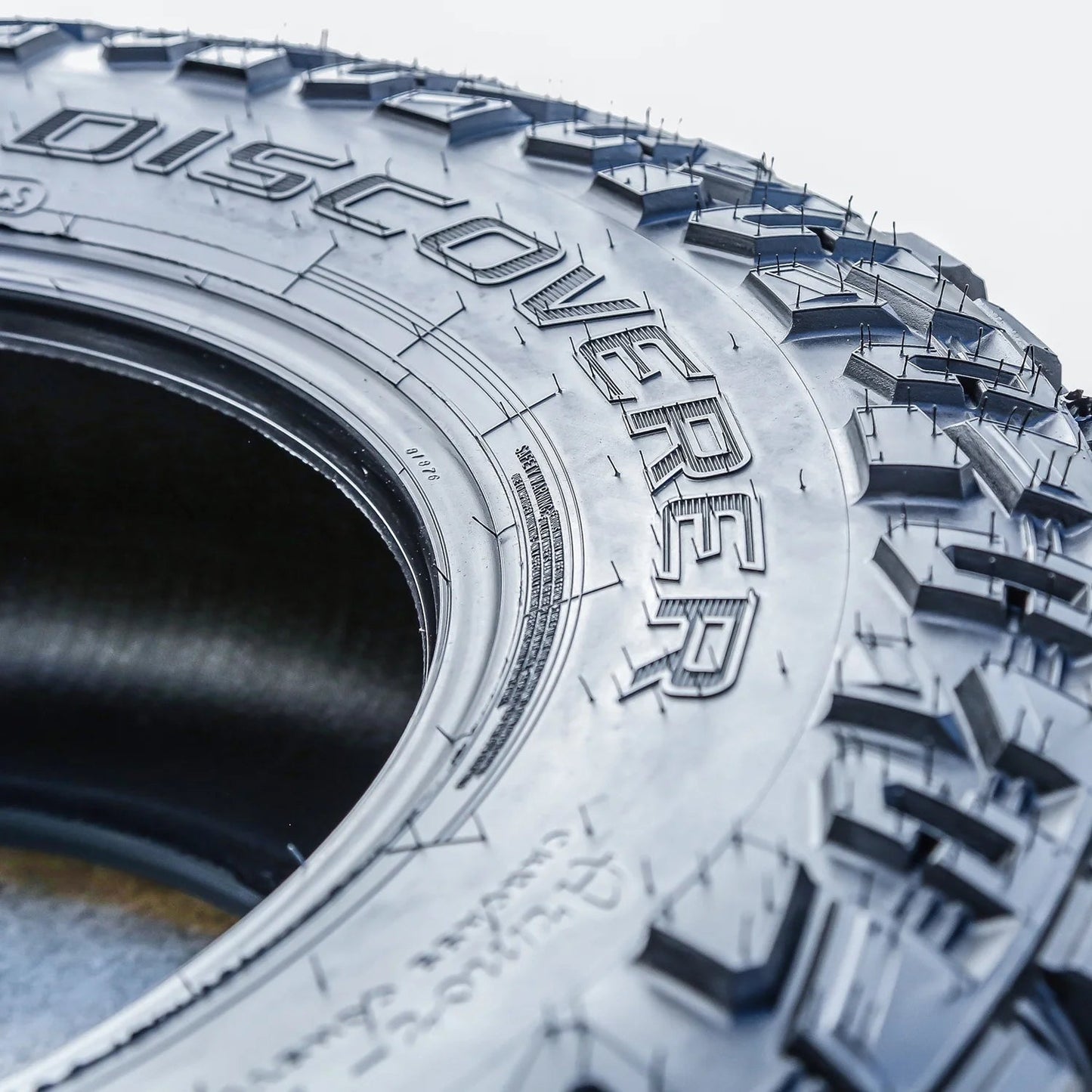 A pair of 2 (two) models of STT professional LT 35X12.50R20 121Q E (10 layers) off - road tires (MT/M/T type off - road tires)QuantumX Chargers