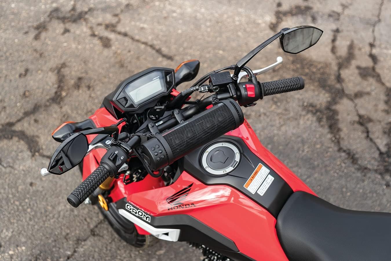 Road Thunder 300W Waterproof Bluetooth Motorcycle Sound Bar, Handlebar Mount, Satin BlackQuantumX Chargers